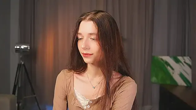 maataaan – webcam model profile photo Image 6