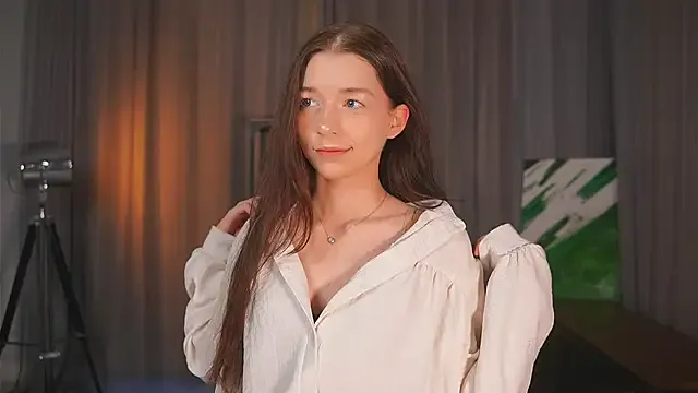 maataaan – webcam model profile photo Image 9