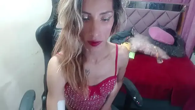 TransHotShow – webcam model profile photo Image 9