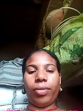 Gia – webcam model profile photo Image 9