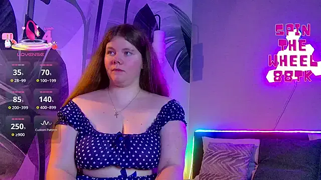 HaleyLyon – webcam model profile photo Image 10