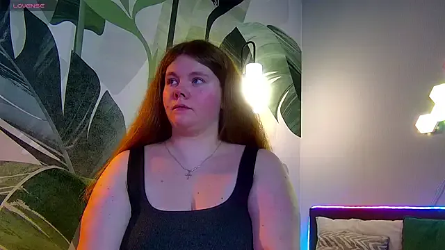 HaleyLyon – webcam model profile photo Image 11