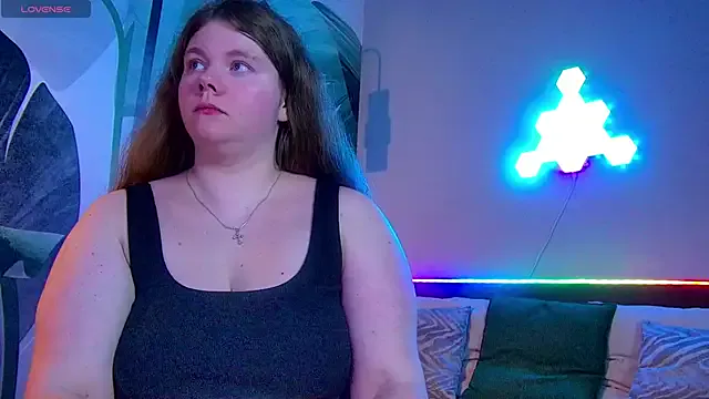 HaleyLyon – webcam model profile photo Image 12