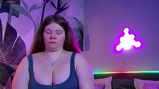 HaleyLyon – webcam model profile photo Image 17