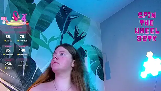 HaleyLyon – webcam model profile photo Image 19