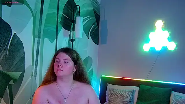 HaleyLyon – webcam model profile photo Image 5