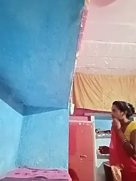 LiaWells – webcam model profile photo Image 4