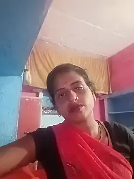 LiaWells – webcam model profile photo Image 5