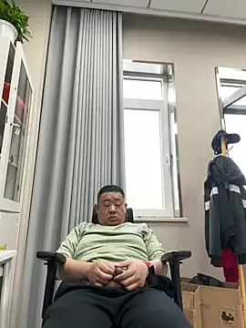 yuuki8910 cam model Image 1