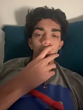 Sara_fun – webcam model profile photo Image 3