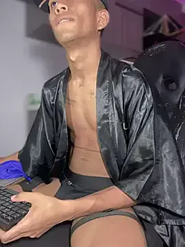 dirtypub – webcam model profile photo Image 2