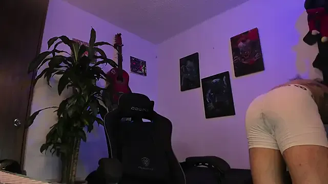 841_yayoi – webcam model profile photo Image 18