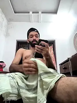 roouse – webcam model profile photo Image 5