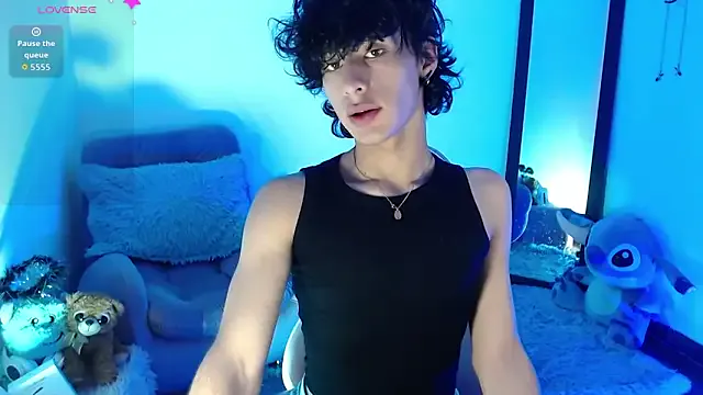 STxuguanhan – webcam model profile photo Image 6