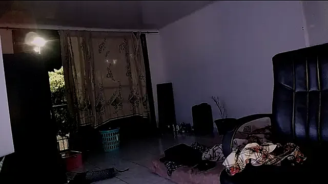 Queen_Shanuu – webcam model profile photo Image 4