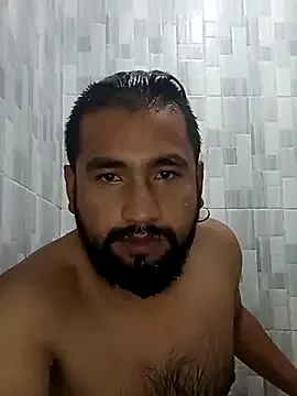 roouse – webcam model profile photo Image 7
