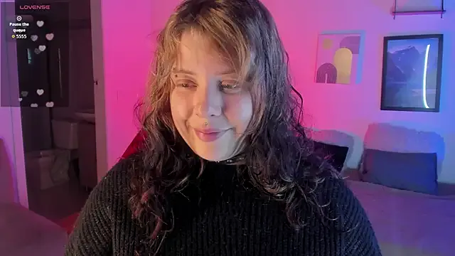 Humsafar-HDX-13 – webcam model profile photo Image 13