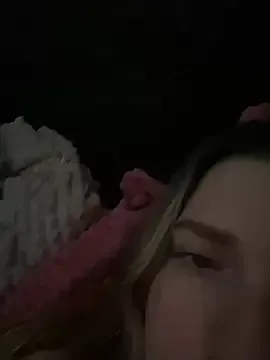 -_MiaQueen_- – webcam model profile photo Image 2