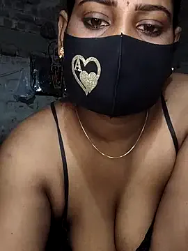 hina_porn – webcam model profile photo Image 10