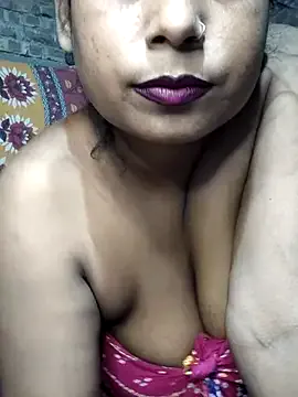 hina_porn – webcam model profile photo Image 12