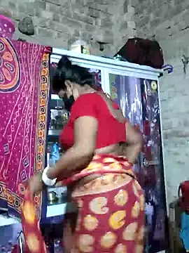 hina_porn – webcam model profile photo Image 16