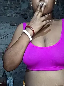 hina_porn – webcam model profile photo Image 6