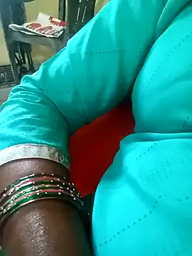 CleoLangley – webcam model profile photo Image 16