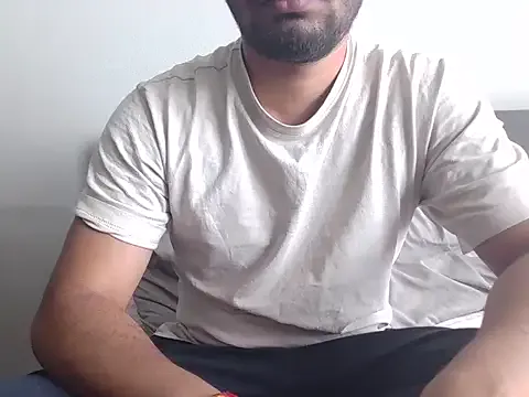 NANA_7 – webcam model profile photo Image 3