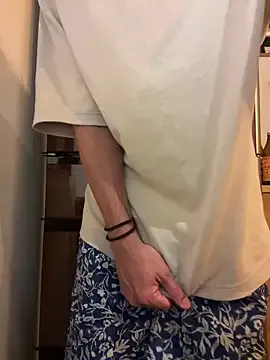 Horny_pratiksha – webcam model profile photo Image 4