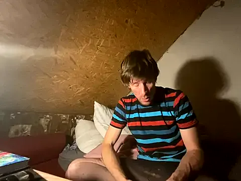 CleoLangley – webcam model profile photo Image 3