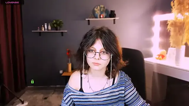 HotBella- – webcam model profile photo Image 2