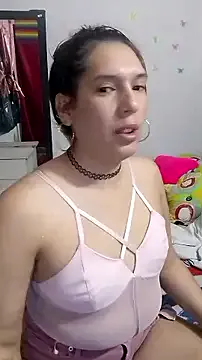 lavetax1 – webcam model profile photo Image 10