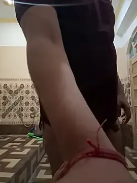 841_yayoi – webcam model profile photo Image 14