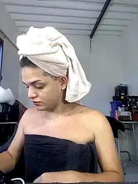 Humsafar-HDX-13 – webcam model profile photo Image 9