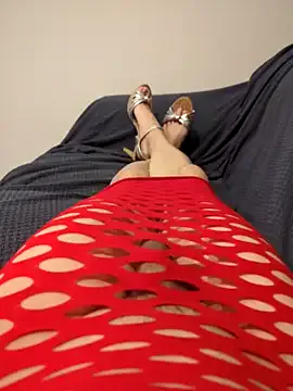 roouse – webcam model profile photo Image 15