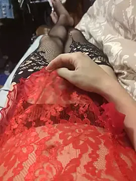 roouse – webcam model profile photo Image 8