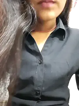 Yui-Ch – webcam model profile photo Image 3