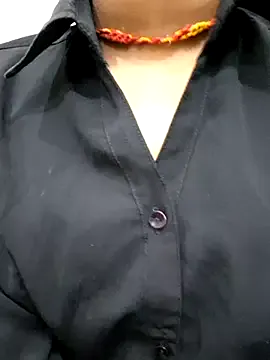 Yui-Ch – webcam model profile photo Image 5