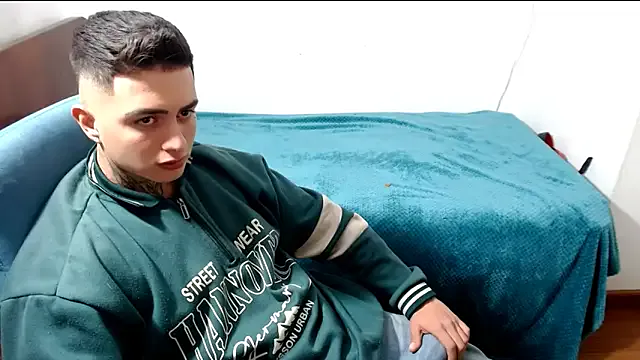 NANA_7 – webcam model profile photo Image 13