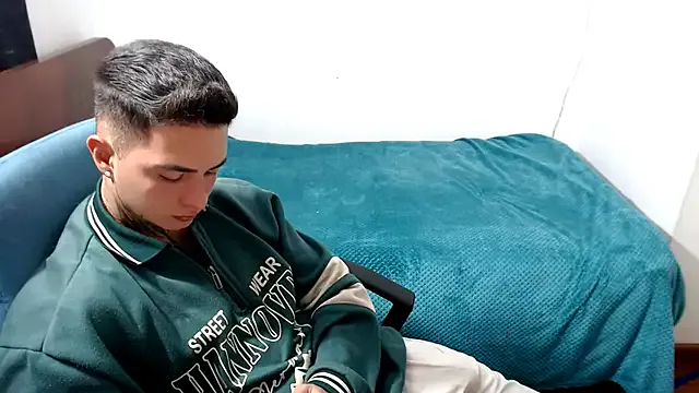 NANA_7 – webcam model profile photo Image 17