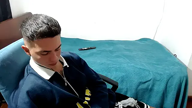 NANA_7 – webcam model profile photo Image 18