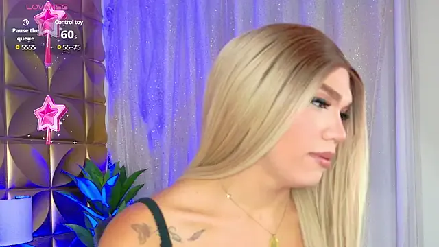 Samara_Gray – webcam model profile photo Image 10