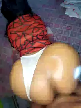 CleoLangley – webcam model profile photo Image 2