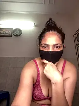 AmeliaBrilliants – webcam model profile photo Image 3