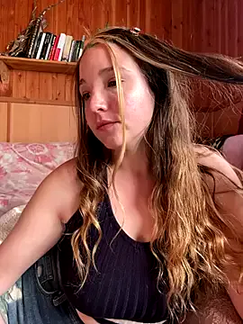 seraphine23 – webcam model profile photo Image 14