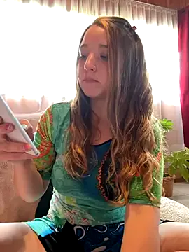 seraphine23 – webcam model profile photo Image 17