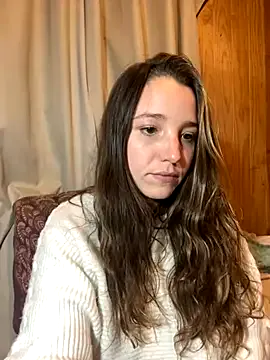 seraphine23 – webcam model profile photo Image 5