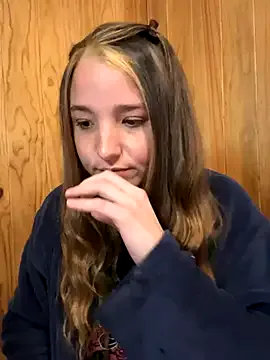 seraphine23 – webcam model profile photo Image 9