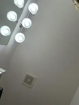 maataaan – webcam model profile photo Image 5