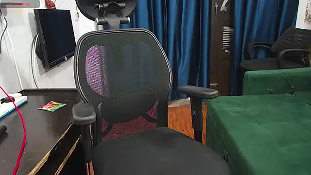 Humsafar-HDX-13 – webcam model profile photo Image 17